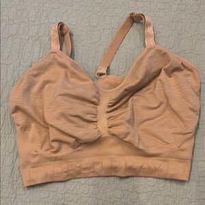 Kindred Bravely Sublime® Hands-Free Pumping & Nursing Bra